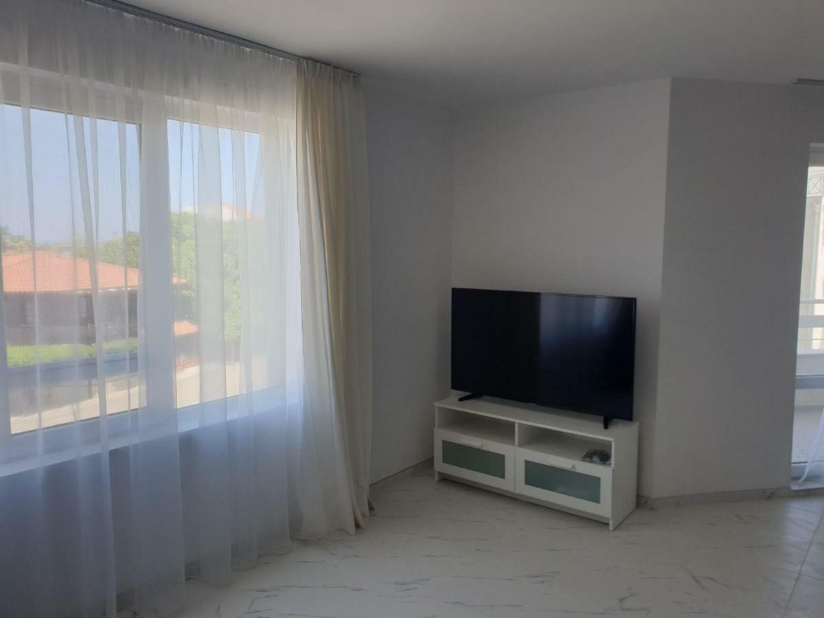 Hiora Apartments Vasiliko Țarevo Exterior foto