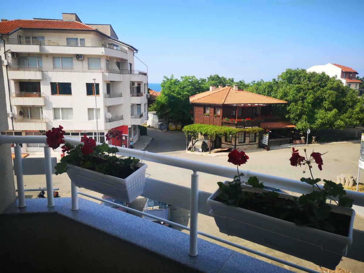 Hiora Apartments Vasiliko Țarevo Exterior foto