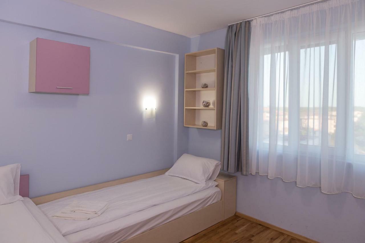Hiora Apartments Vasiliko Țarevo Exterior foto