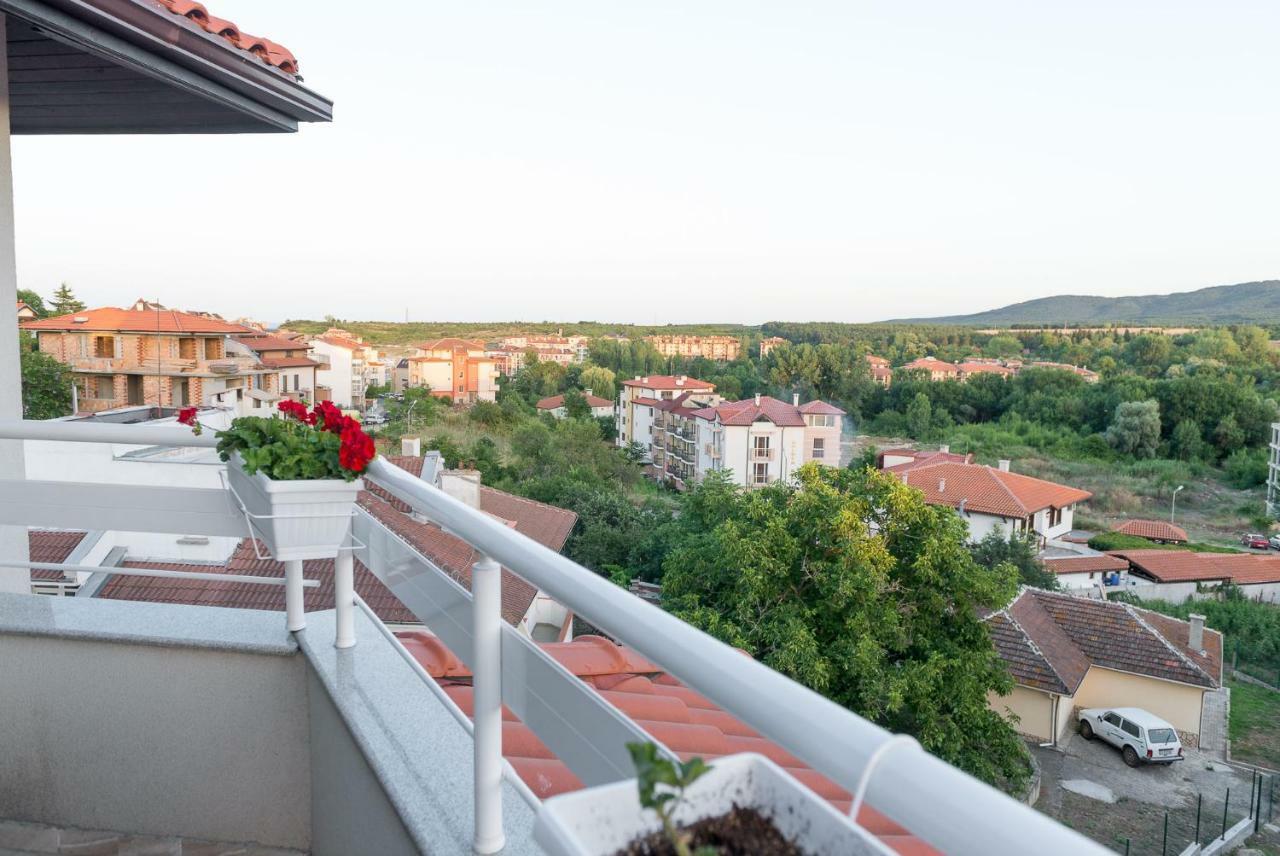 Hiora Apartments Vasiliko Țarevo Exterior foto