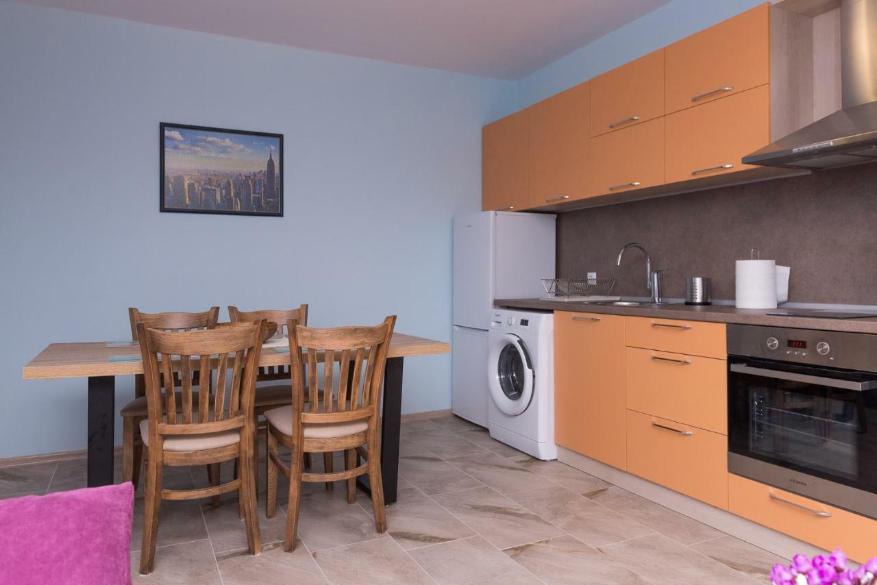 Hiora Apartments Vasiliko Țarevo Exterior foto