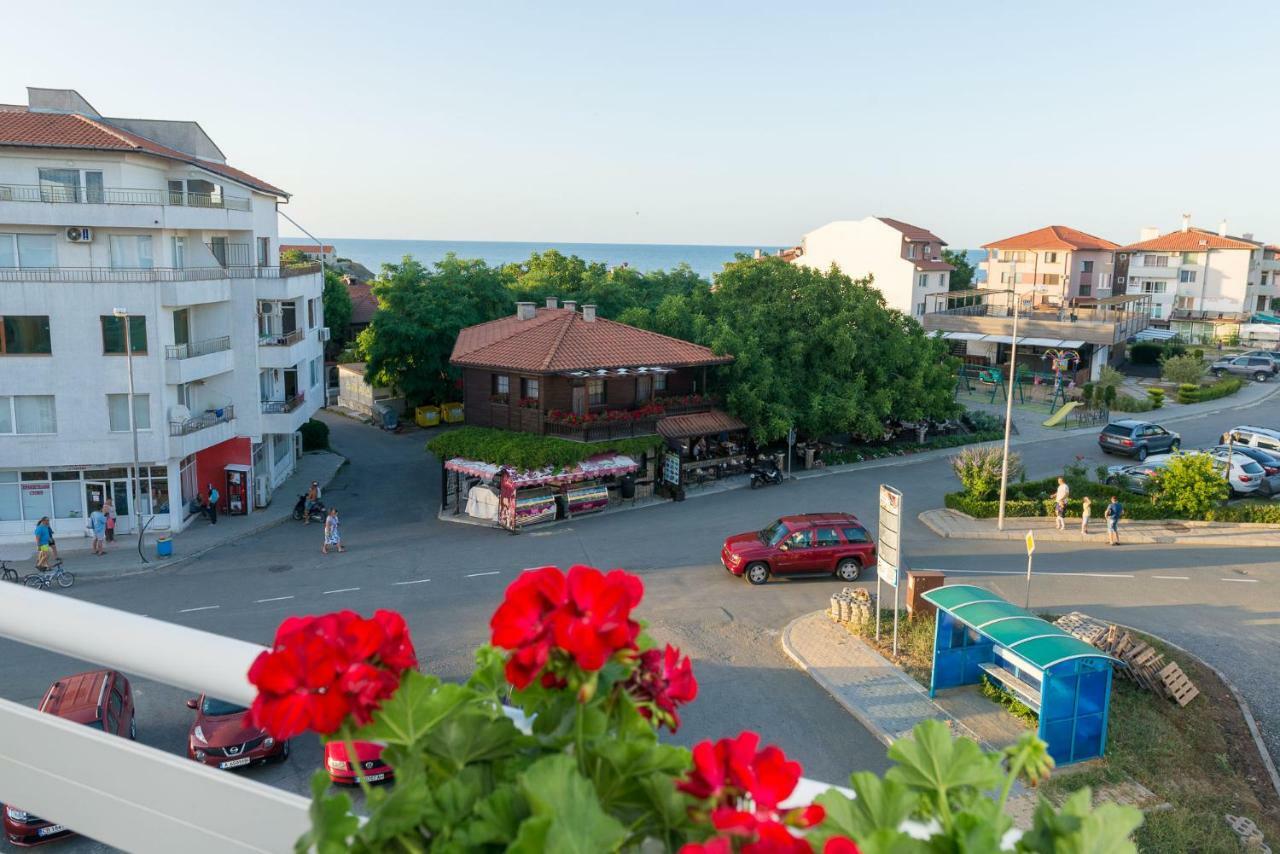 Hiora Apartments Vasiliko Țarevo Exterior foto
